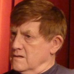 Neville Smith - Completely Bad News演員 飾演Manager