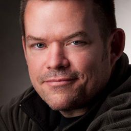 Troy Parker 飾演 Harrison's Father