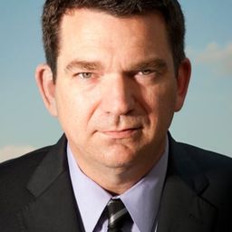 Nick W. Nicholson 飾演 Constantine Rasputin