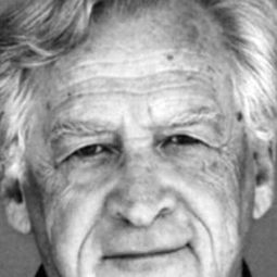 Dennis Letts 飾演 Hancock