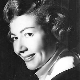 Tony Soler 飾演 The Nurse