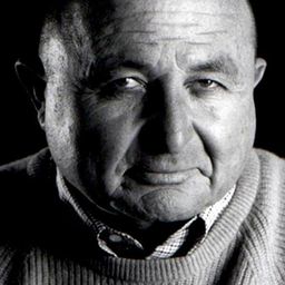 Sandro Dori 飾演 Belletti