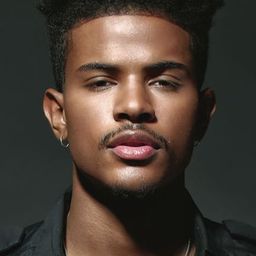 Trevor Jackson 飾演 Zurich
