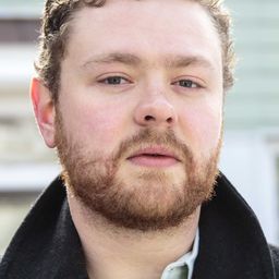 Andrew Leland Rogers - 首演的那一夜演員 飾演Brian