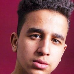 哈姆札·札伊迪 飾演 Yashir