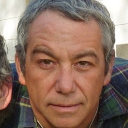 Mike Watt 飾演 Self