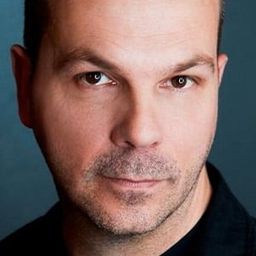 克里斯·吉布斯 飾演 Wallace (Voice)