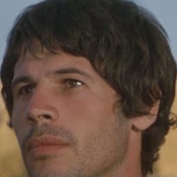 Giuseppe Gentile 飾演 Self