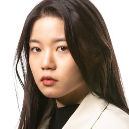 Im Ji-ho 飾演 Yi-jung