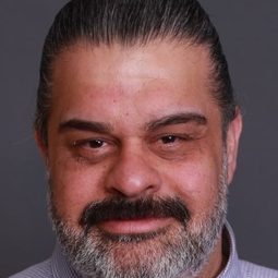 Şevki Özcan - Babamın Ceketi演員 飾演