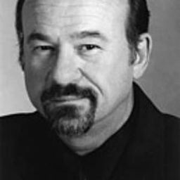 Randy Molnar 飾演 Bo