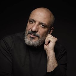 Amir Jafari - Azad Be Gheide Shart演員 飾演