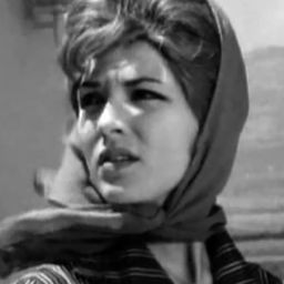 Aliki Georgouli 飾演 Papadopoulos' Wife