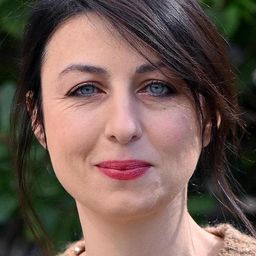 Lisa Nur Sultan - 他在羅馬的最後六天編劇