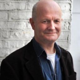 菲利普·蒲普 飾演 Tom(voice: UK version)