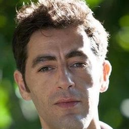 Giorgio Careccia - 塵世女孩演員 飾演Daniele