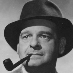 Walter Fitzgerald 飾演 Dr. Norris Pile