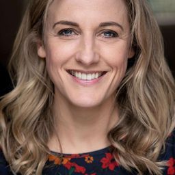 Serena Cotton - Bloodlines演員 飾演Ruth Bowers