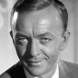 Hannes Messemer 飾演 S.S. Colonel Mueller