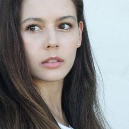 Martina García 飾演 Rosa