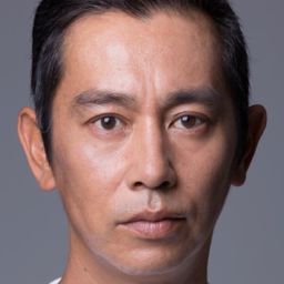 竹下宏太郎 飾演 Shogo Tobe