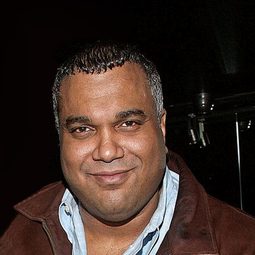 Kamal Ahmed - 笑面殺手導演