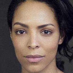 Kemi-Bo Jacobs 飾演 Sam