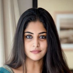 Manjima Mohan 飾演 Nara Bhuvaneswari