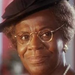 Vivian Bonnell 飾演 Teacher