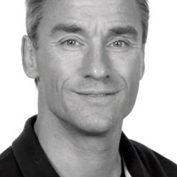 Marco Maas 飾演 Sam