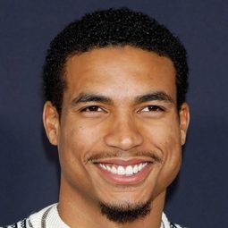 格力泰臣戴維斯 - Making Mission: Impossible - A 10 News First Special演員 飾演Self