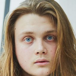 Johannes Scheidweiler - 寂靜的朋友演員 飾演Udo