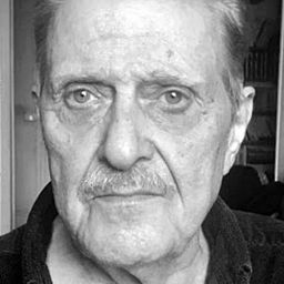 Fred Ulysse 飾演 Alice's father