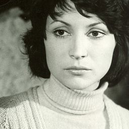 Tora Vasilescu 飾演 Lili