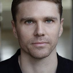 Joe Macaulay - 戰役演員 飾演Mo