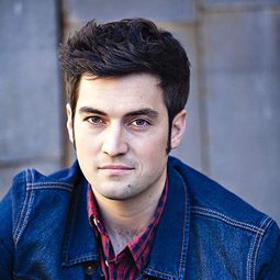 Kyle Cooper 飾演 Self