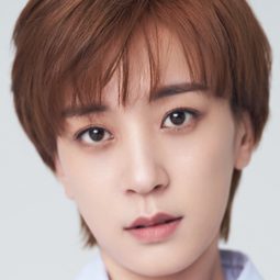 謝欣桐 飾演 Xiao Bai