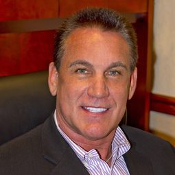 C.J. Graham 飾演 Jason Vorhees