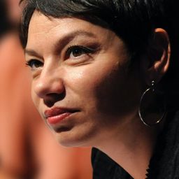 Claire Paoletti - 極地路漫漫編劇