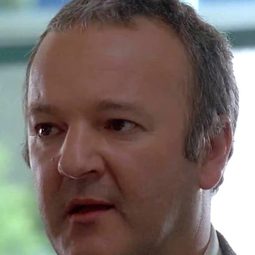 Stephen Dimopoulos - 第一滴血演員 飾演Guardsman #4