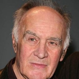 Rémy Julienne 飾演 Self