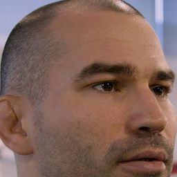 Artem Lobov 飾演 Self