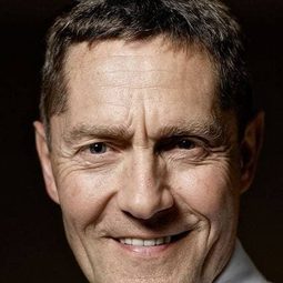 Udo Schenk 飾演 Vater