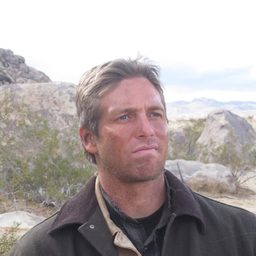 Carey van Dyke - They Come Knocking編劇