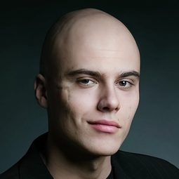 Miodrag Dragičević 飾演 Henry