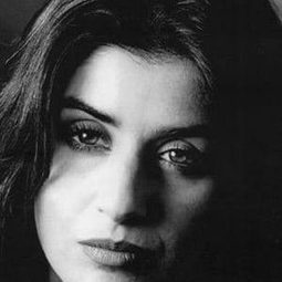 Alessandra Roca - 外出假演員 飾演Rita