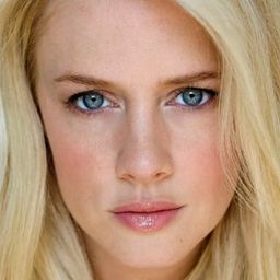 Tess Parker - 男女生了沒演員 飾演Bambi