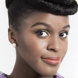 法蒂莉·卡馬哈 飾演 Lulu