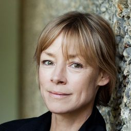 Jenny Schily 飾演 Rike