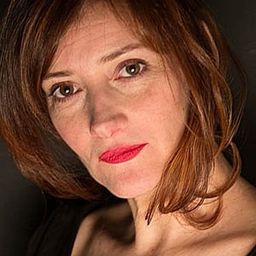 Barbara Folchitto - Sacred Heart演員 飾演Laura